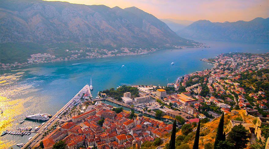 viajar a Montenegro